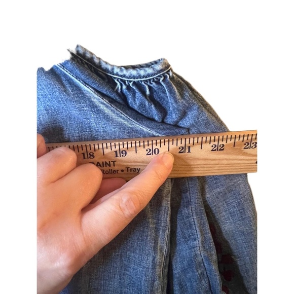 Denim Cotton Blouse Women Size L Embroidered Off Shoulder Ruffle Embroidered Y2K - Picture 4 of 9